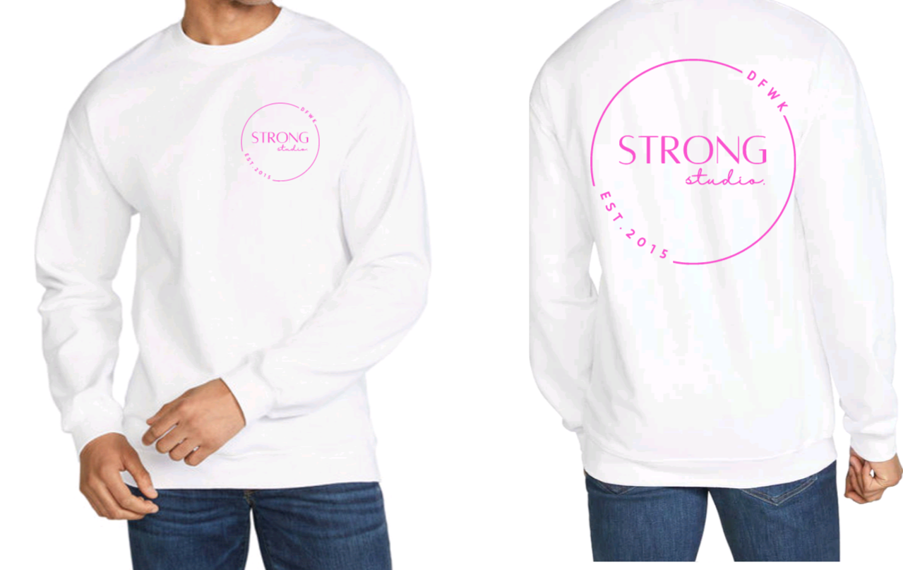 The strong studio Crewneck